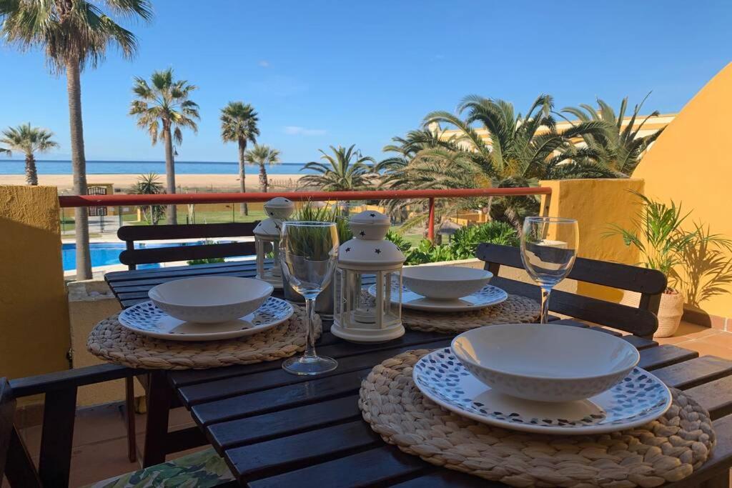 Beach Front Atico Wifi Tarifa Bagian luar foto